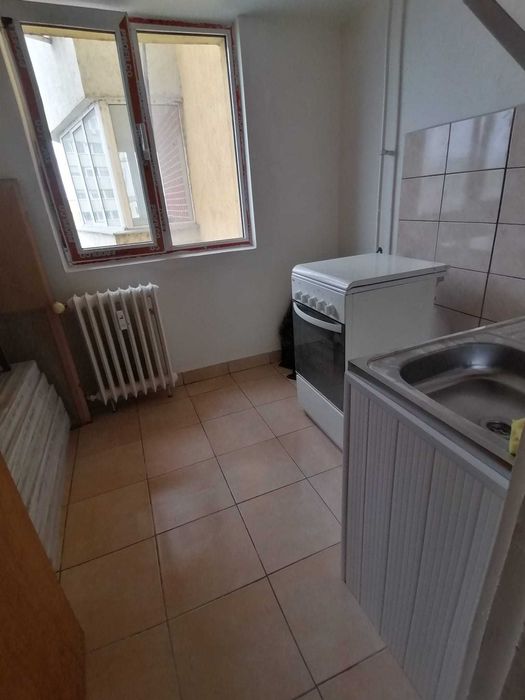 Garsoniera Pantelimon, Mega Mall