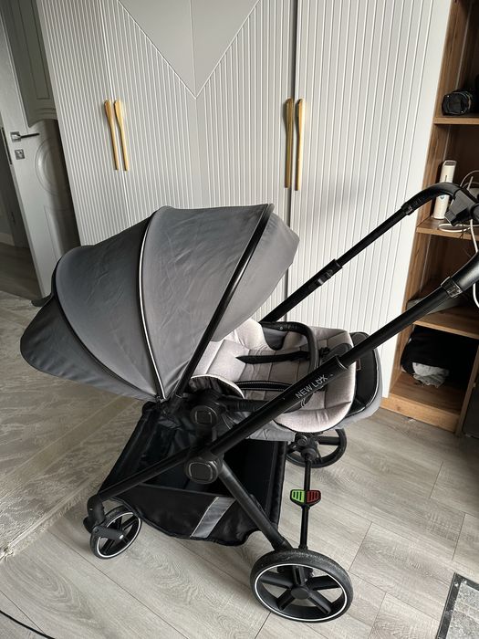 Красивая коляска