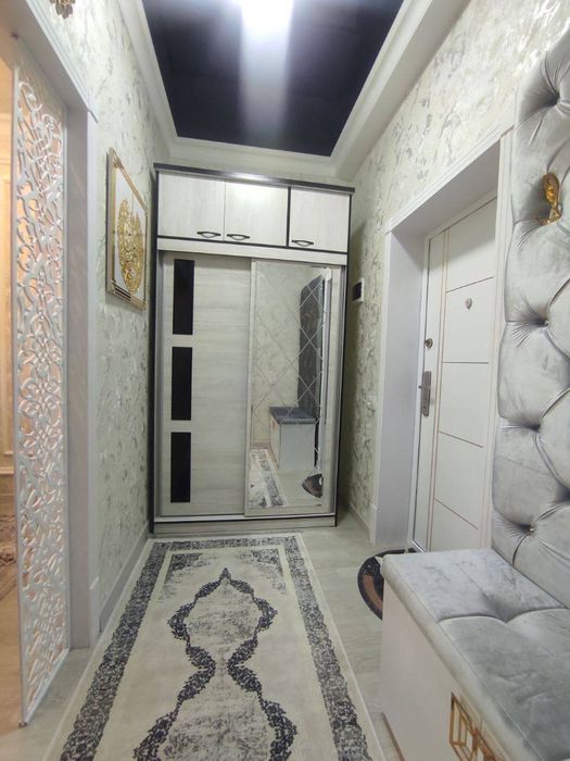 Чилонзор 14 2/5/9 сотилади