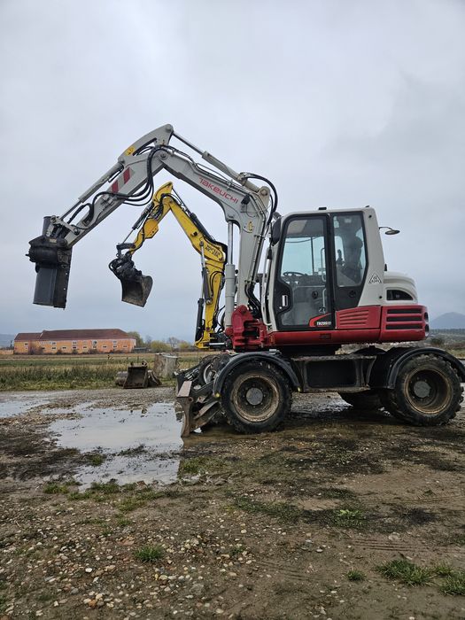 Excavator Takeuchi powertilt pe roti