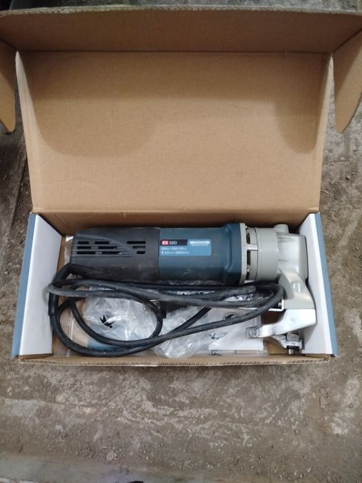 Электроножницы по металлу