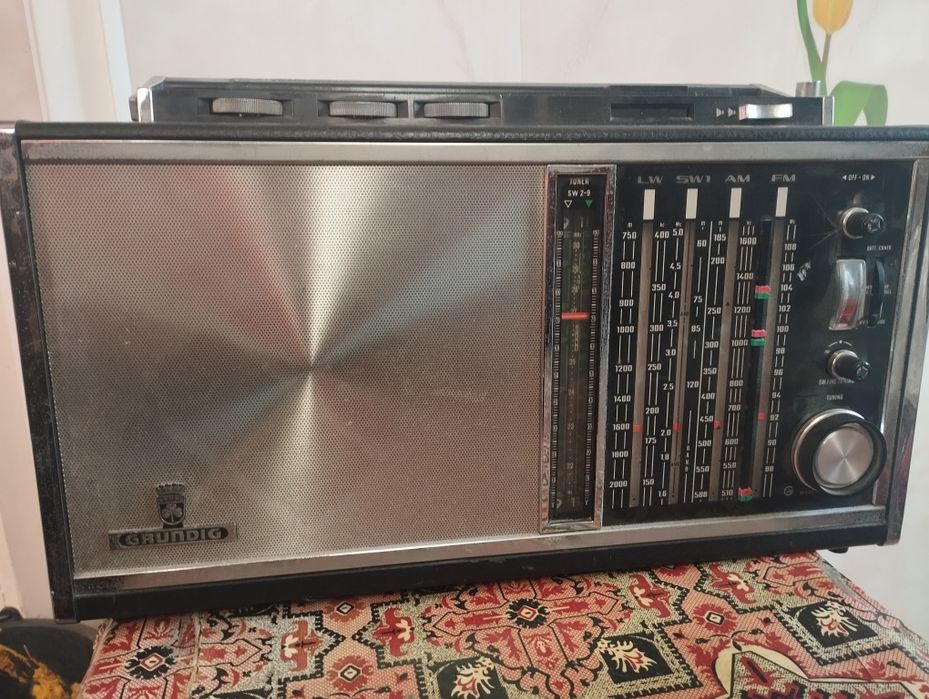 Radio Grundig SATELLIT 6000