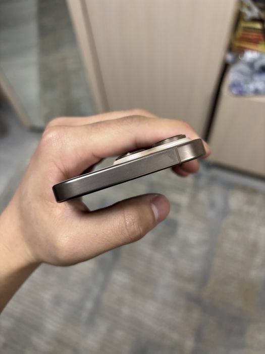 iPhone 16 Pro/128 Gb без ремонта!