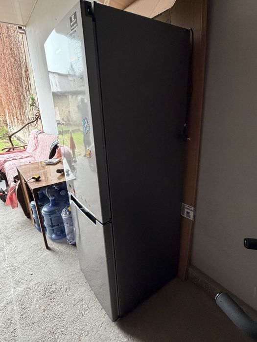 Холодильк samsung