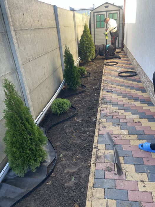 Gazon rulou și sistem de irigare