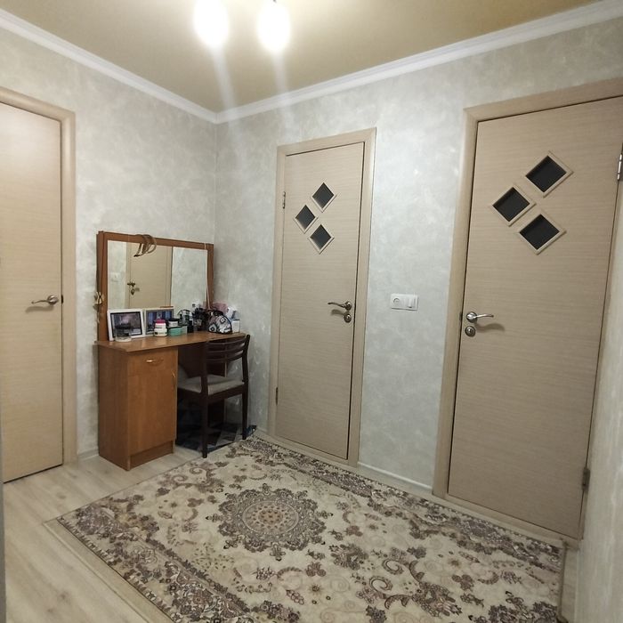 Сдам 2х ком квартиру