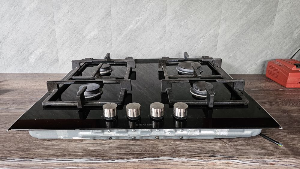 Газ плита  simens