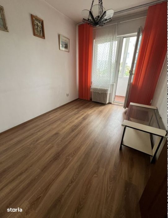 3 camere| Decomandat | Bloc 1981 | Dristor | Mihai Bravu| Metrou 12'