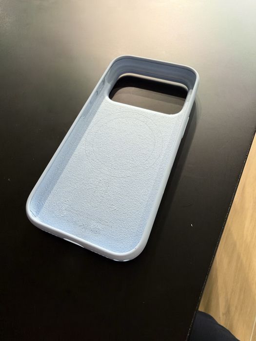 Husa Iphone 18 pro Glacier