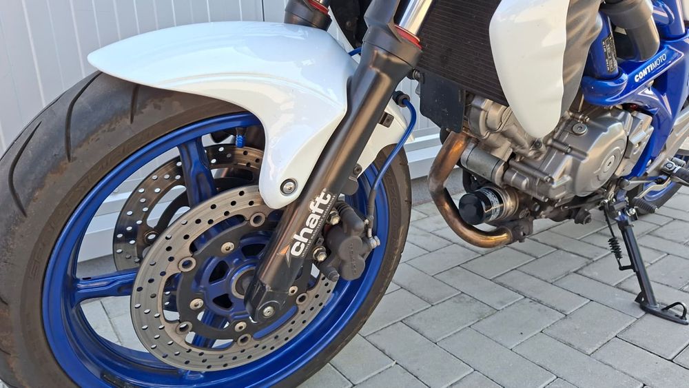 MotoFly vinde Suzuki Gladius 2011 garanție