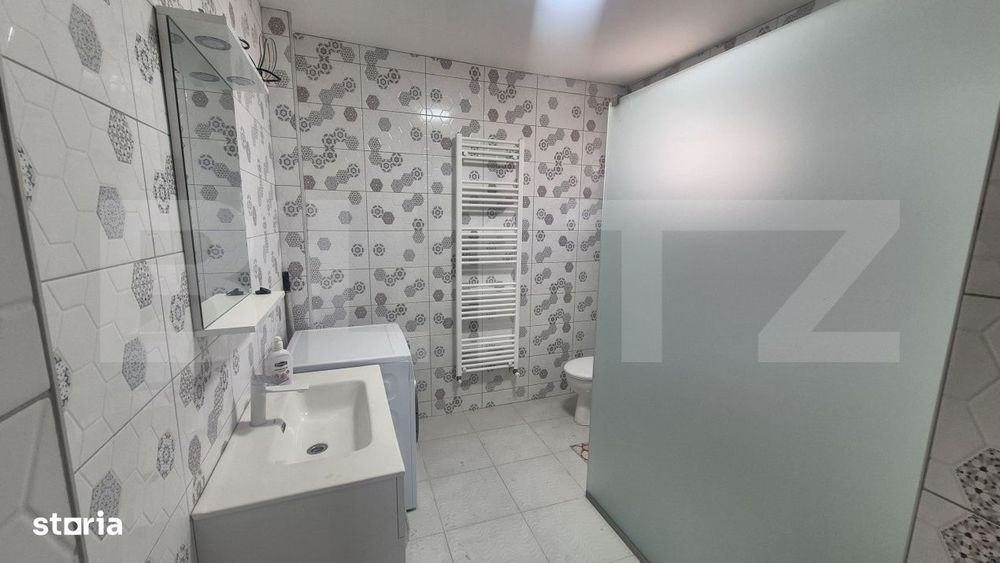 Casa cu 3 dormitoare de vanzare, 150 mp, teren 1345 mp, zona Lazuri