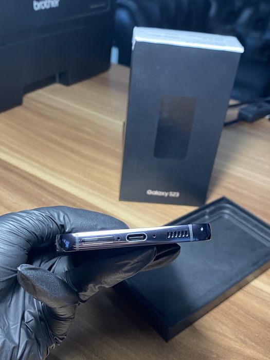 Samsung Galaxy s23• 128 GB • Phantom Black