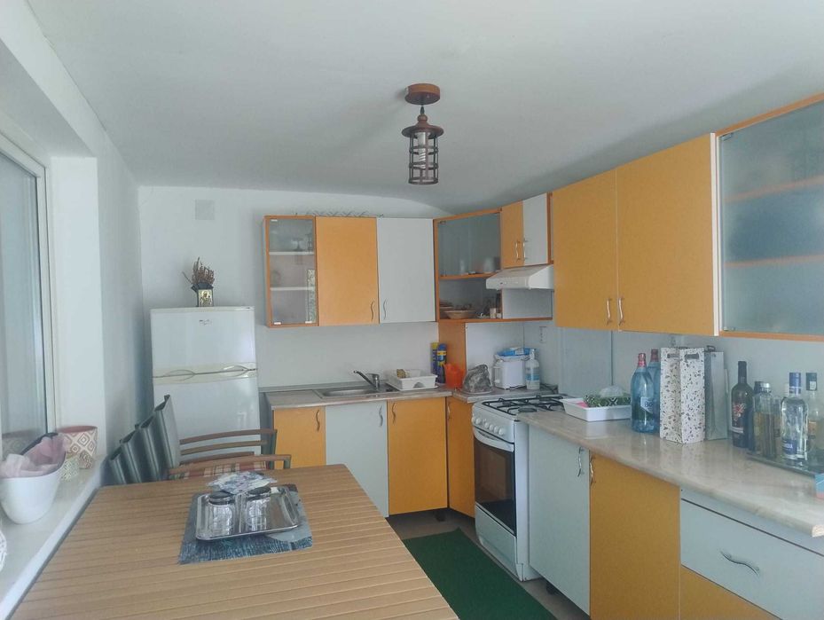 Casă de vânzare în Cucorăni