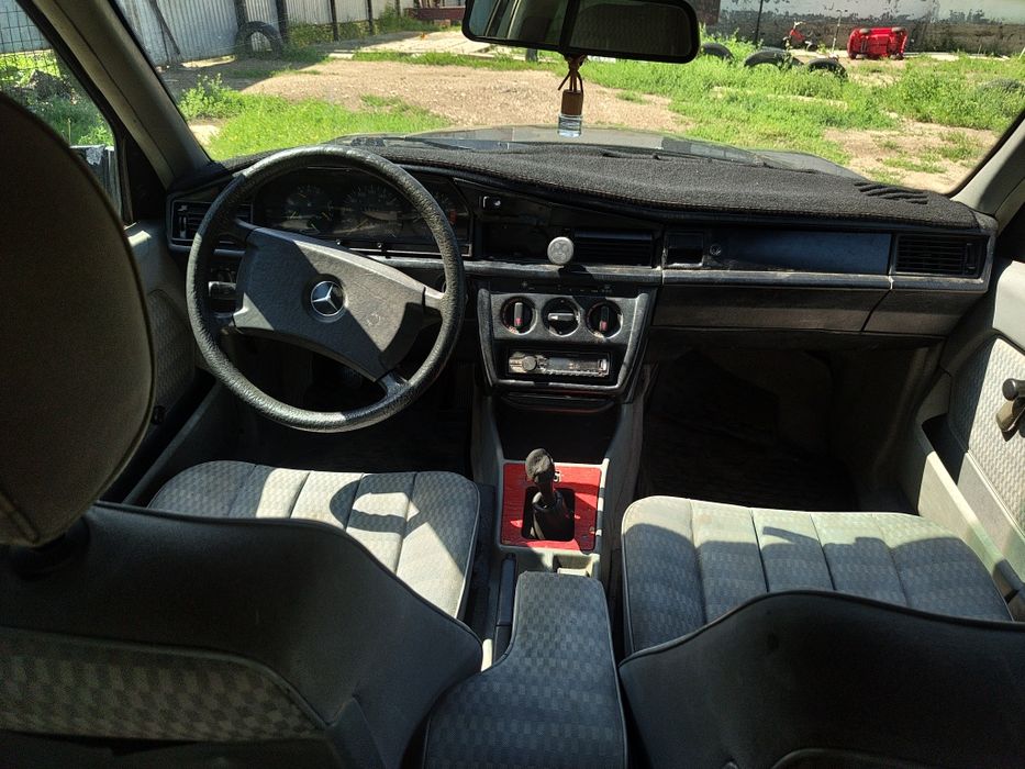 Продам Мерседес 190к