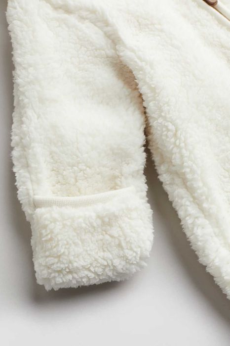 Плюшен космонафт за бебе с подплата от трико 68 размер hm