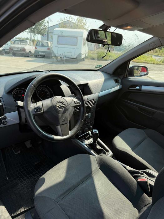 Opel Astra H 1.4 benzina