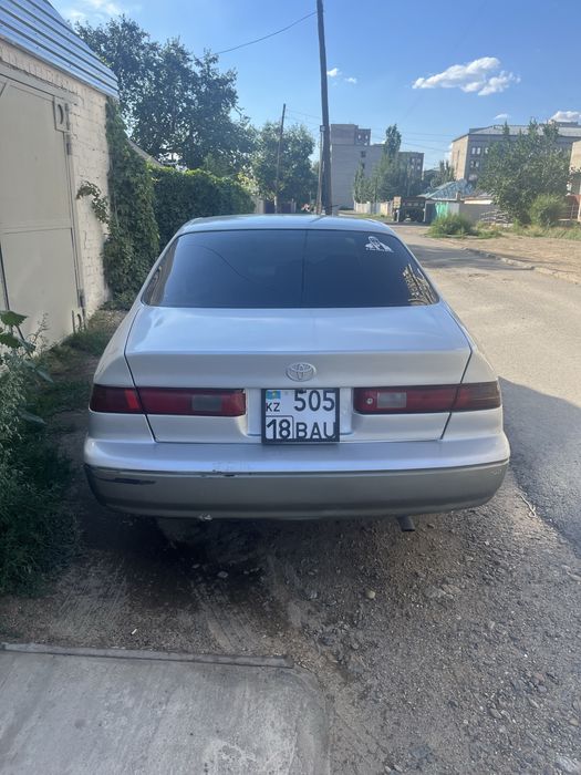 Toyota camry gracia