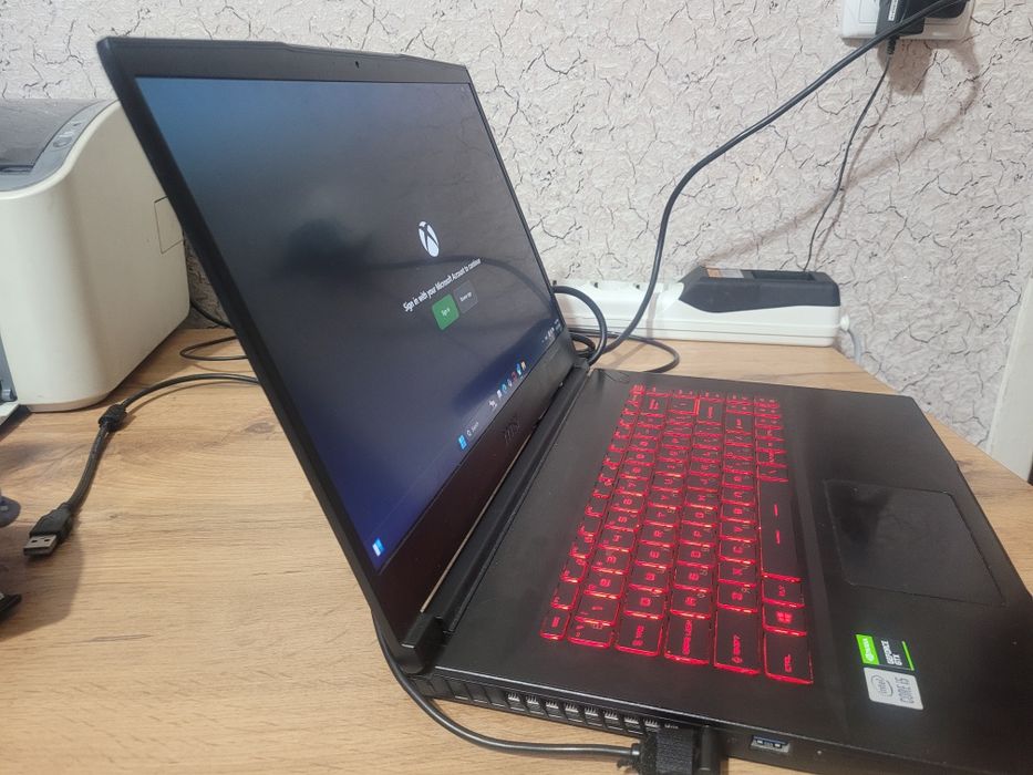 MSI GF63 THIN igravoy