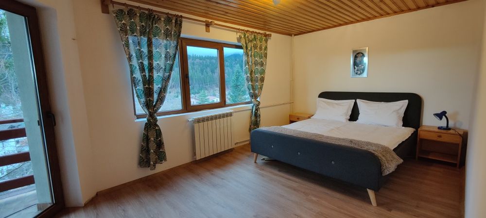 Cazare Busteni Sinaia cu wieu wau crucea de pe Caraiman