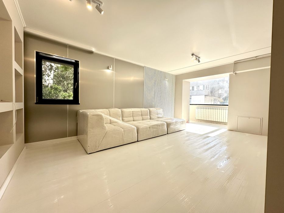 Apartament premium 77 mp utili decomandat parter înalt, zona Stadion, boxă inclusă - PROPRIETAR