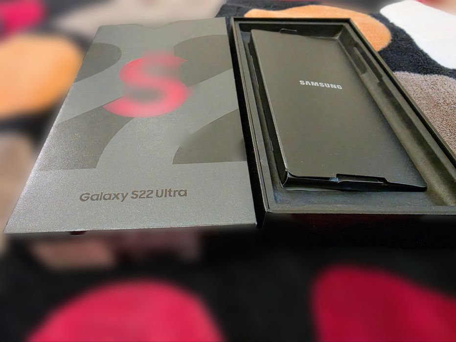 Продам короб от S 22 ultra
