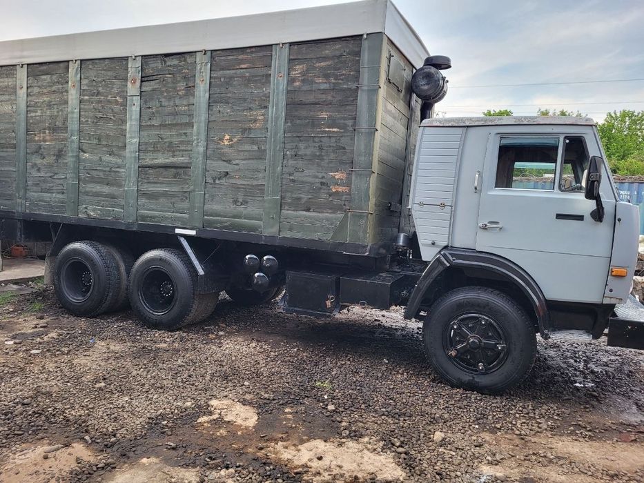 Kamaz 10 tonali 53212  balola yengide hadavoyla yahw srocna sotiladi