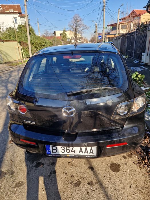 Vând Mazda 3, an 2008