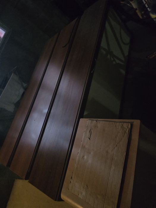 Продам платяной шкаф