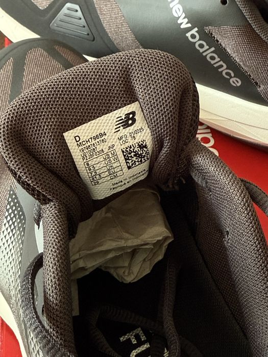 Теннисные кроссовки new balance