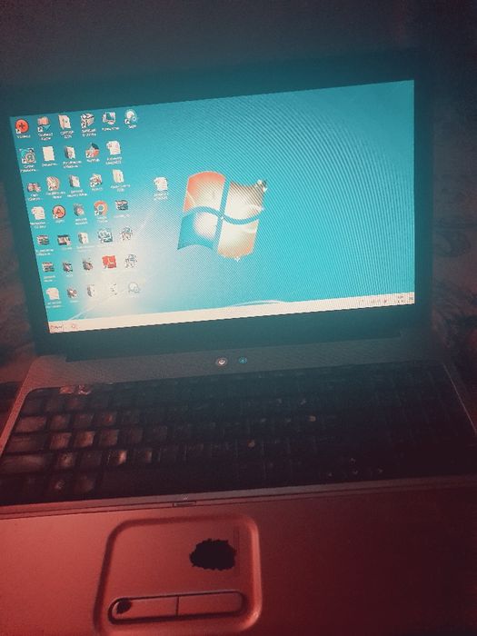 Ноутбук сатылады