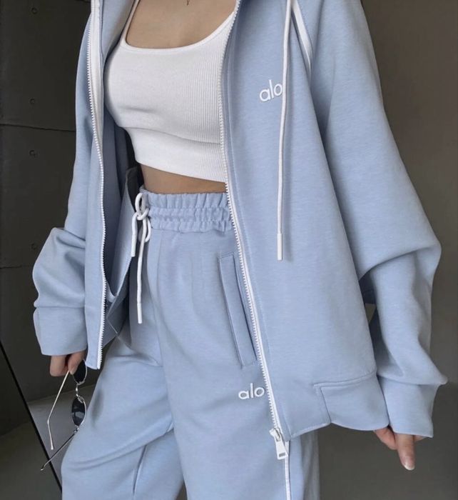 Alo yoga дамски екип