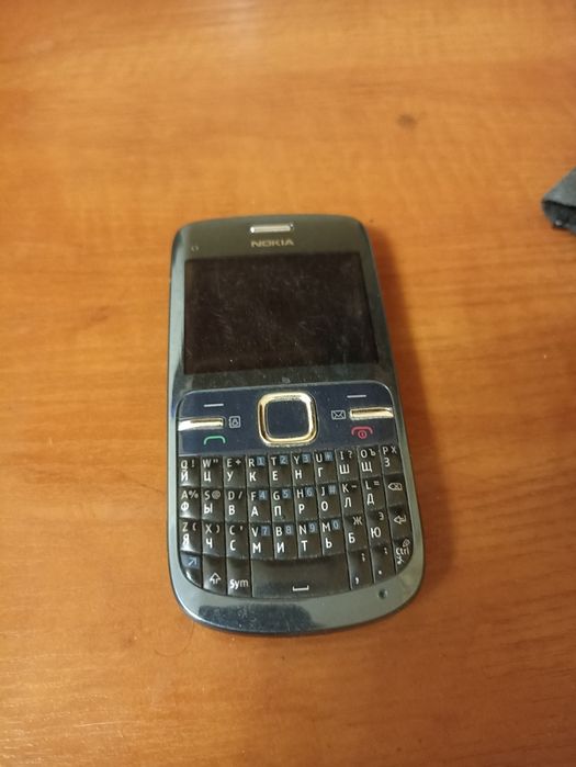 Продам Nokia C3-00