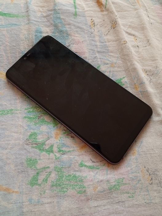 Mi 8 lite продам или обменяю.