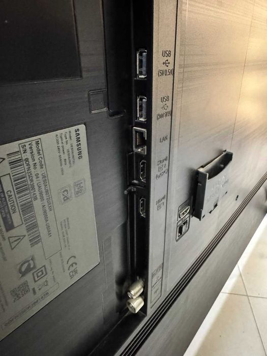 Телевизор SAMSUNG UE50AU9072UXXH-50" 4K Smart TV