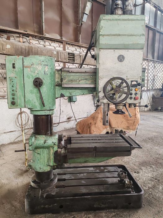 Радиально сверлильный станок