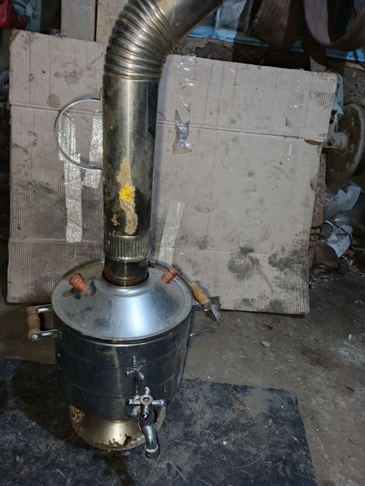 Продам дравенной самовар