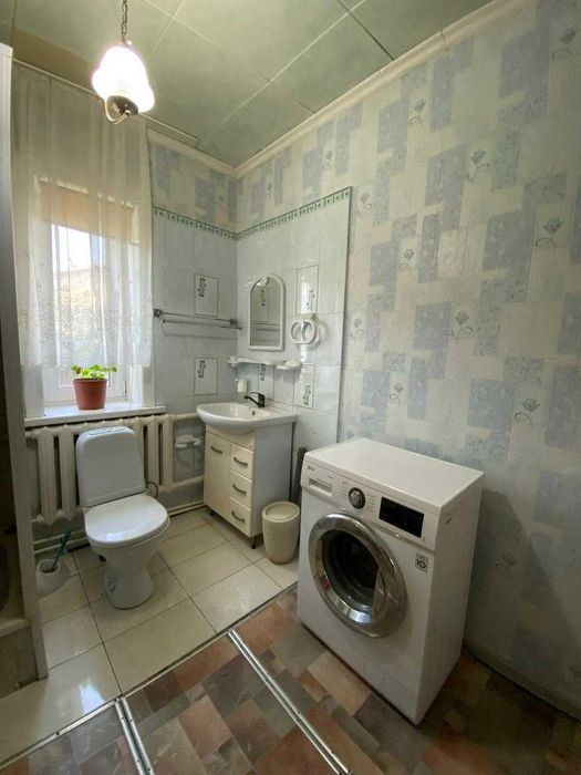 Продам дом у озера