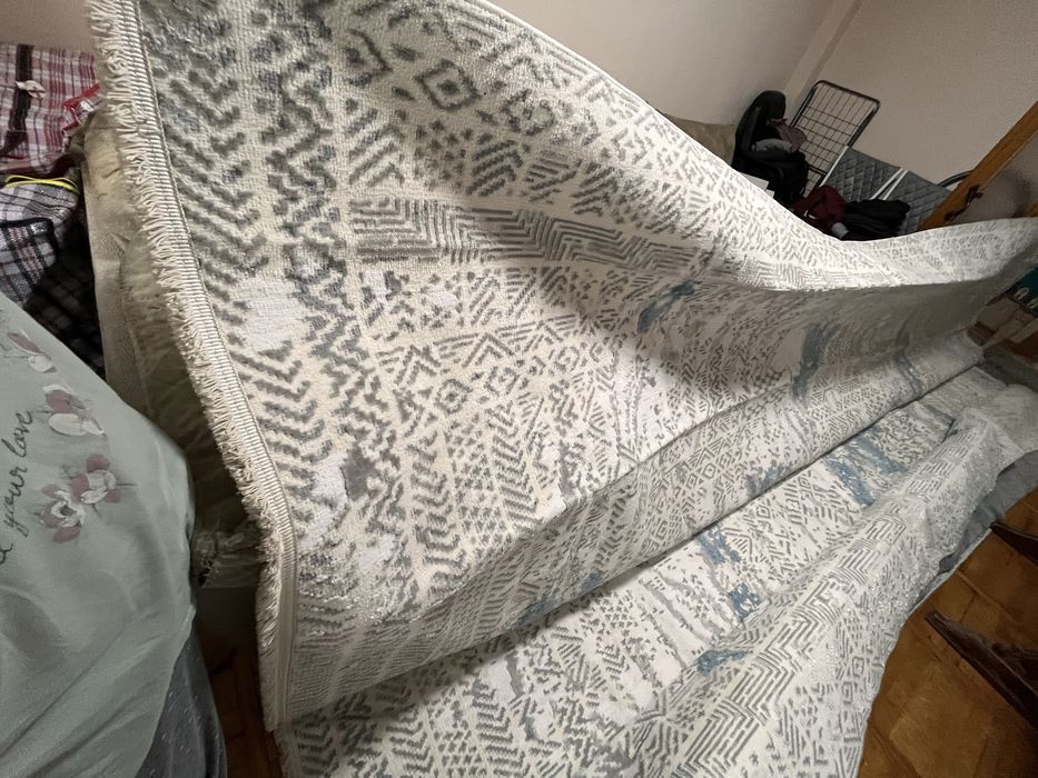 Срочно продается турецкий ковер