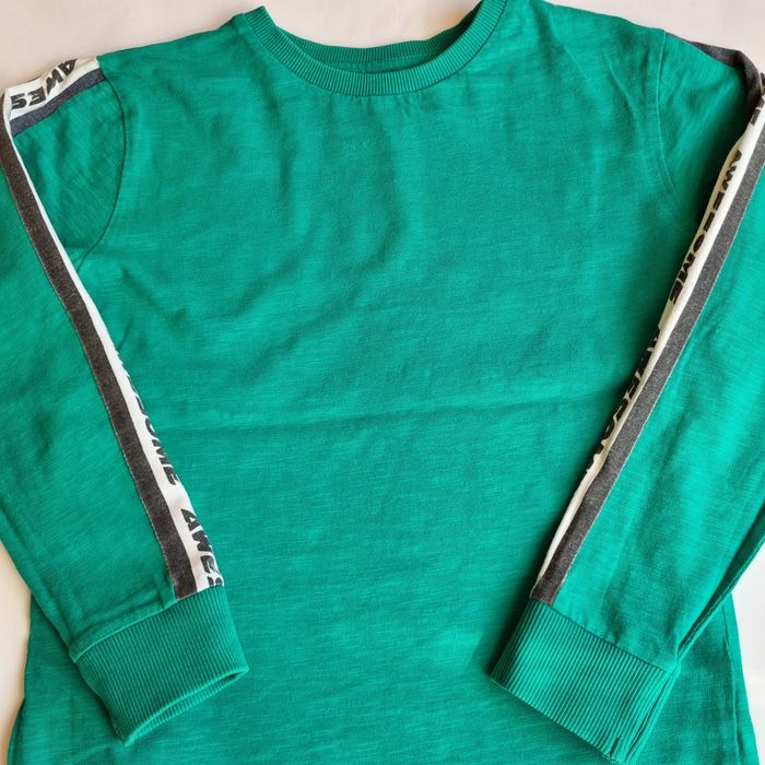 Зелена спортна блуза с дълъг ръка Next, размер 128 см.