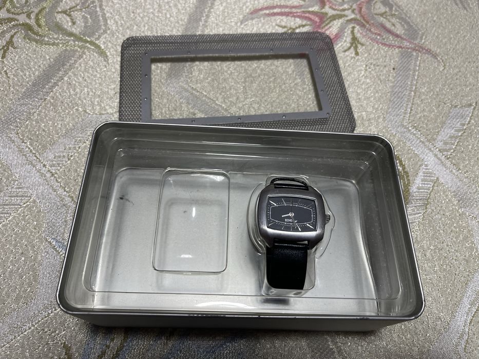 НОВ Елегантен ръчен часовник Davidoff