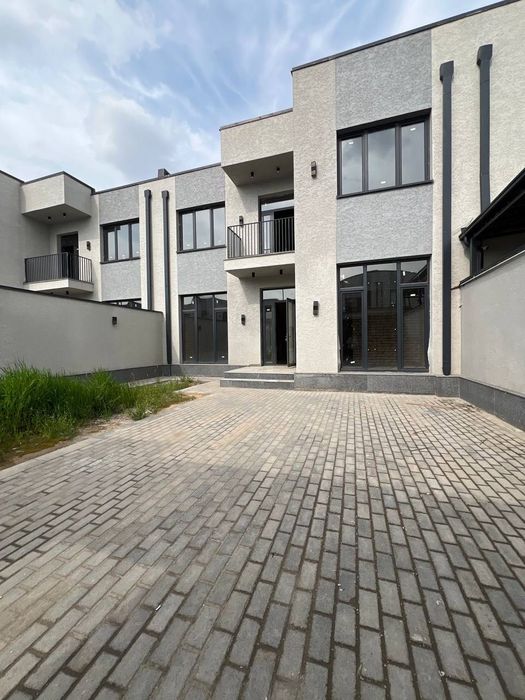 Alfraganus Продается Коттедж 2 сотки коробка Чайна Таун Мирабад