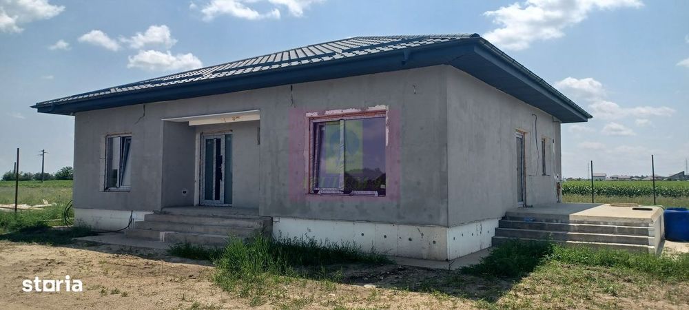 Casă nouă parter, 4 camere, curte 400mp, Săbăreni