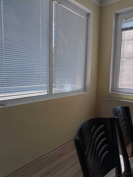 284-Продава се етаж от къща с гараж в с. Стражец