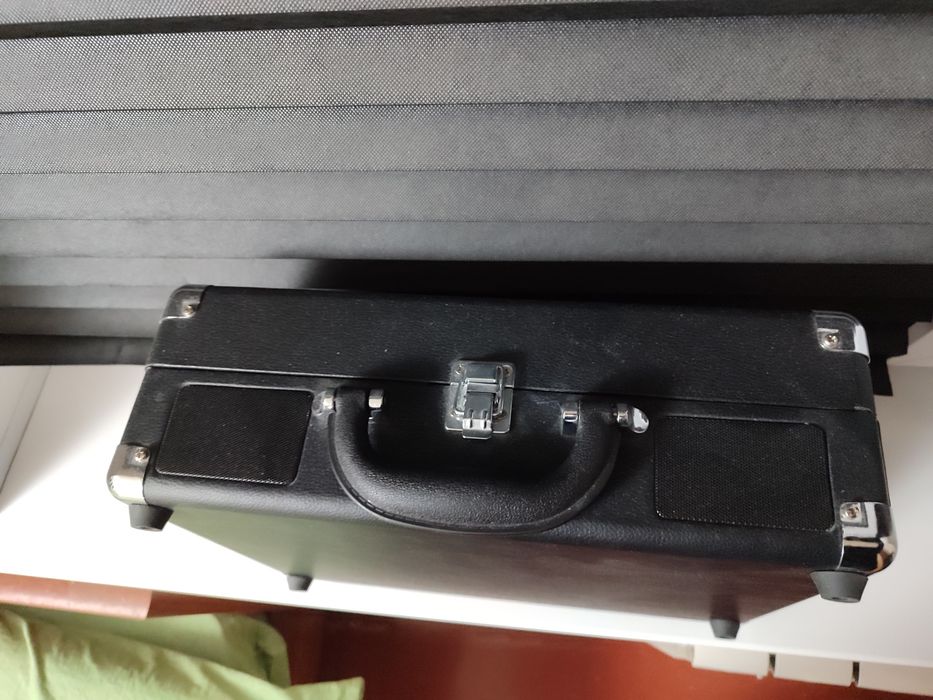 Виниловый проигрыватель