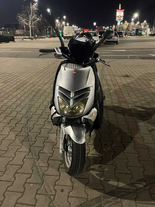 Aprilia Leonrdo 250