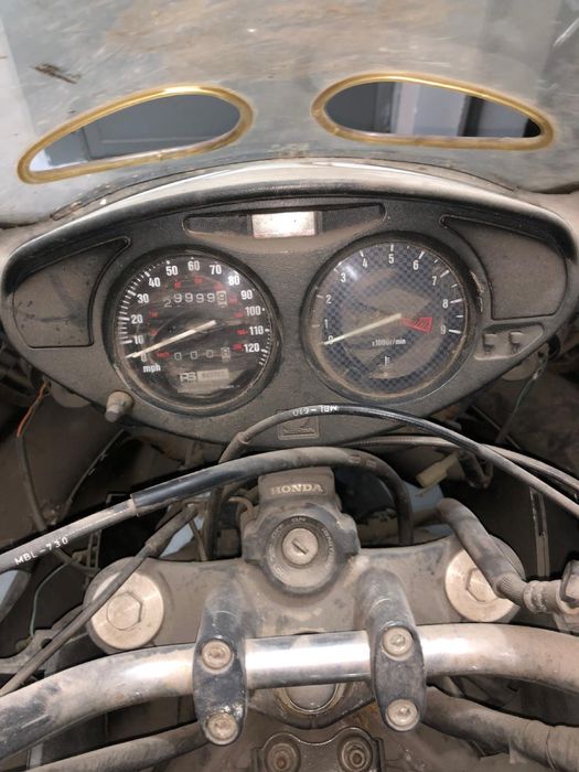 Honda Deauville NT650V (RC47)