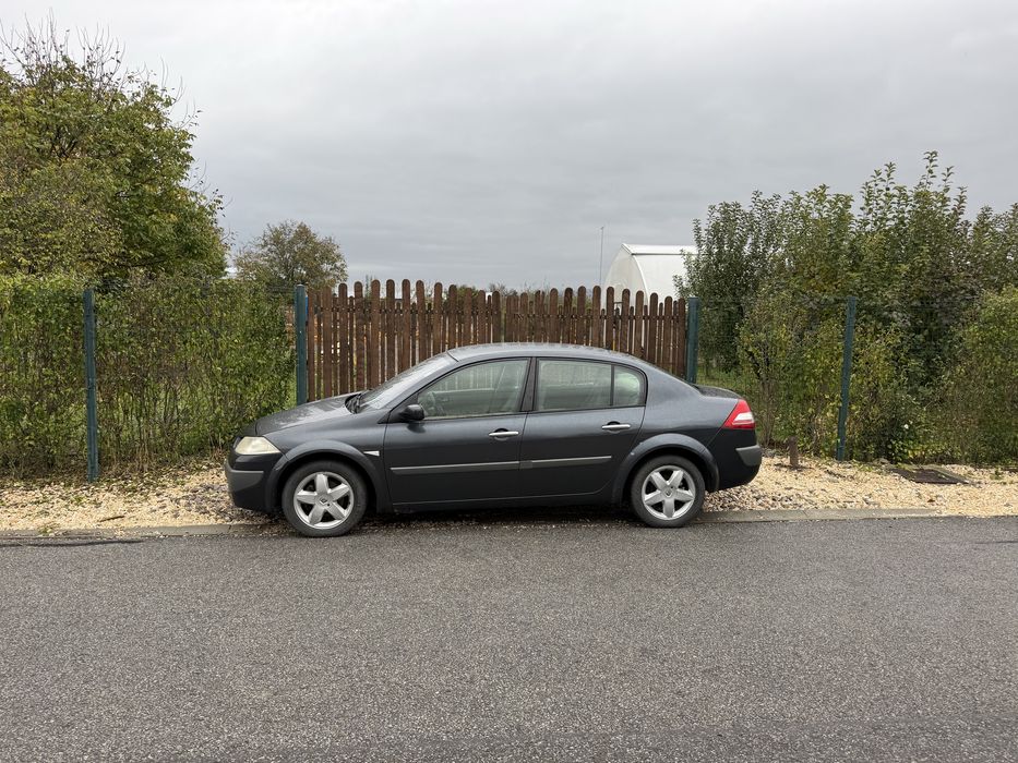 RENAULT Megane
