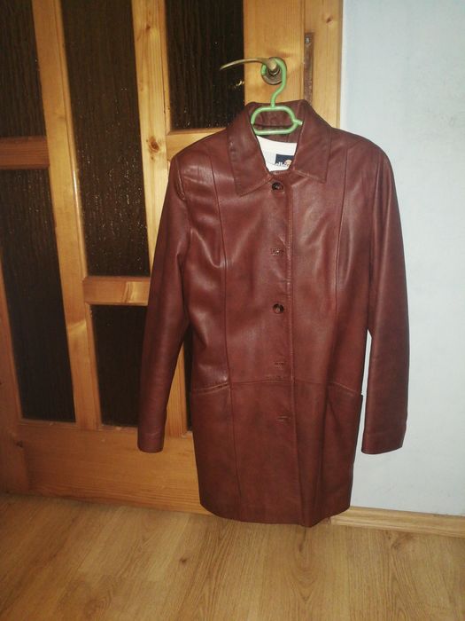 Vând haină nouă damă din piele naturală  mar. 38