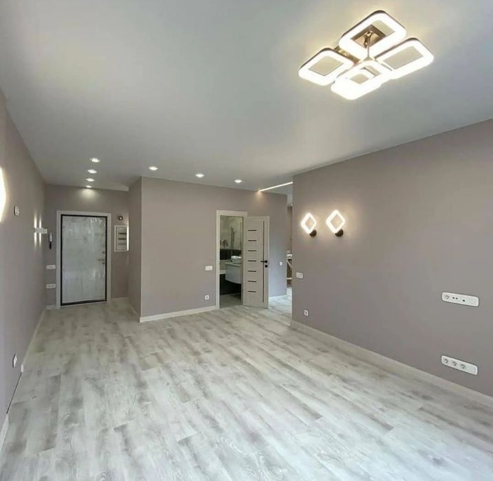 Левкас , Леонардо , Имульсия . Тараз