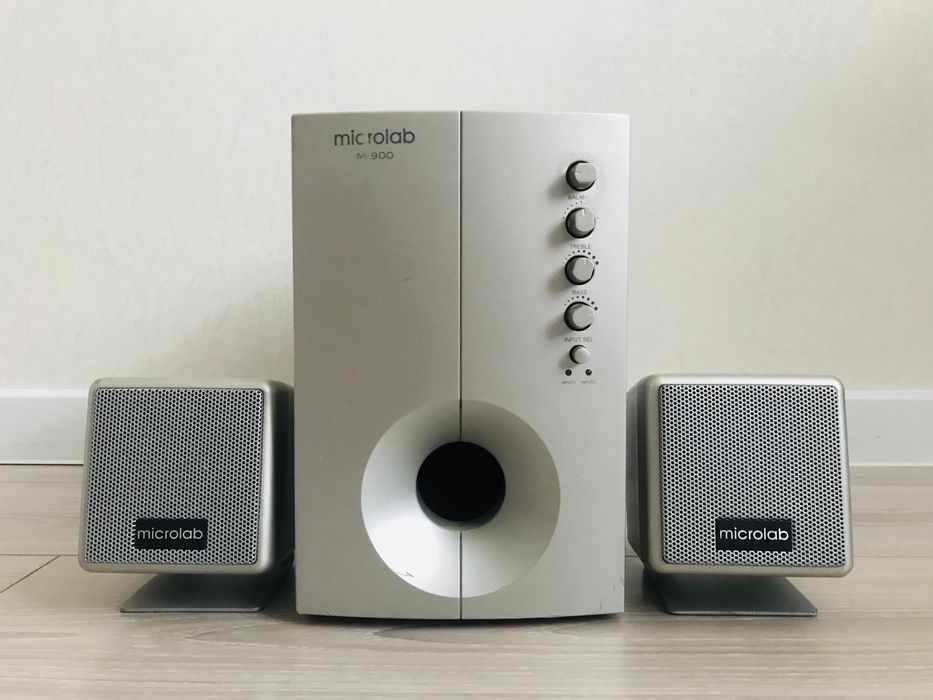 microlab M-900 Сабвуфер с колонками